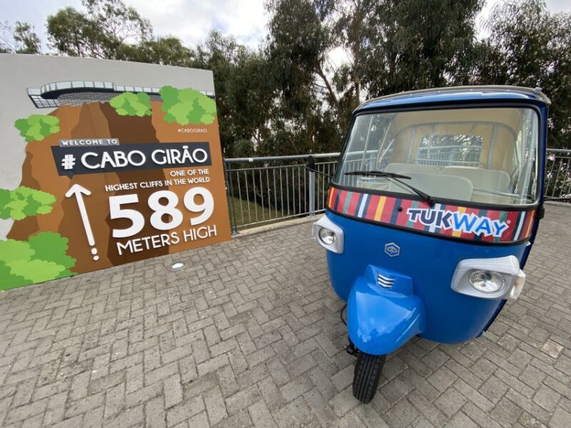 Funchal: Private Tuk-Tuk Tour to Cabo Girão Cliff - Skywalk - Crossing the Glass Platform at Cabo Girao Skywalk