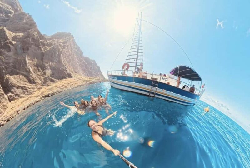 Funchal: Sunset Tour on Traditional Madeiran Boat w/ Drinks - Practical Tips for a Smooth Trip