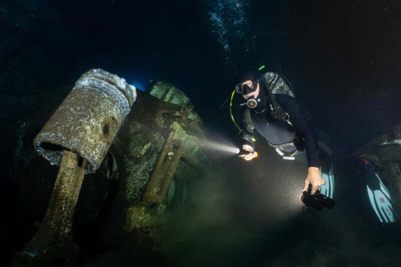 Funchal: Wreck dive F488 Frigate - certified divers - The Experience Provider and Language Support