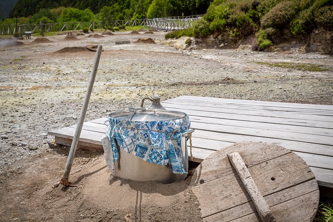 Furnas Night-Time Experience with Thermal baths and Dinner - Practical Details: Transport and Group Size