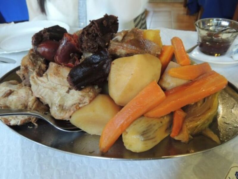 Furnas: Thermal Springs & Tea Plantation Day Tour with Lunch - Gorreana Tea Factory Visit and Tasting Experience