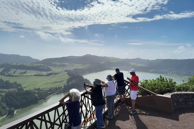 Furnas Volcano Experience: Lush Valleys & Steaming Earth - Key Points