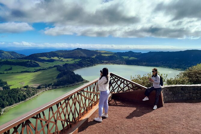 Furnas Volcano Experience: Lush Valleys & Steaming Earth - Exploring Vila Franca do Campo and the Islet