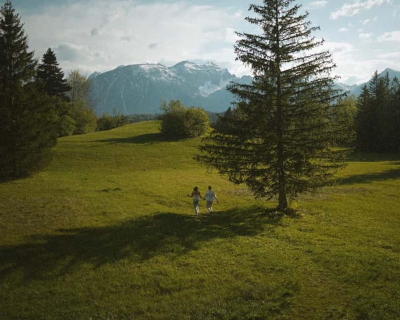 Füssen: Cinematic Photoshoot Couples, Solo & Groups - The Cinematic Style in the Bavarian Alps