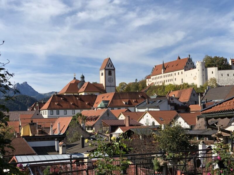 Füssen: Old Town Guided Walking Tour in German - Starting Point Outside Füssen’s Tourist Information Office