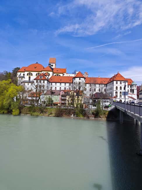 Füssen to Neuschwanstein Castle - Guided Scenic Tour - Insider Tips for a Perfect Day Trip