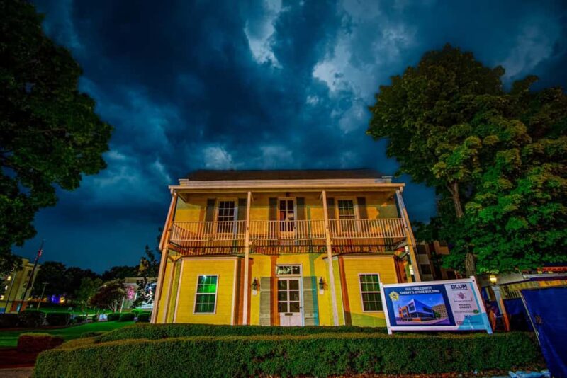 Gallows, Gunpowder & Graves of Greensboro Ghost Tours - The Practicalities: Tour Logistics and Participant Expectations