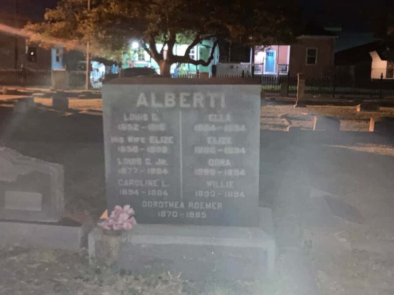 Galveston: Haunted Cemetery Tour - Key Points