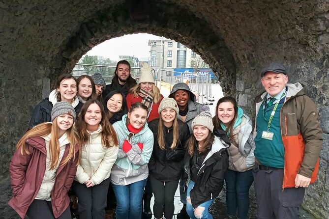 Galway Historic city Tour - 2.5hr Family & Friends Private groups - Galway Cathedral and Lynch’s Castle: Architectural and Historical Gems