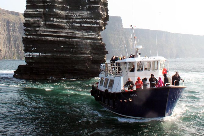 Galway to Inisheer Aran Islands, Cliffs of Moher and Boat Trip - Exploring the Cliffs of Moher and Its Visitor Centre