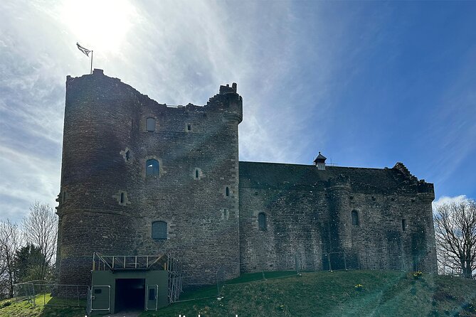 Game of Thrones and Outlander Small Group Tour from Edinburgh - Exploring Blackness Castle – The Fortress of Outlander