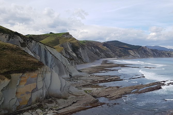 Game of Thrones Basque Coast Locations Tour from San Sebastian - Light Refreshments and Local Food Experience