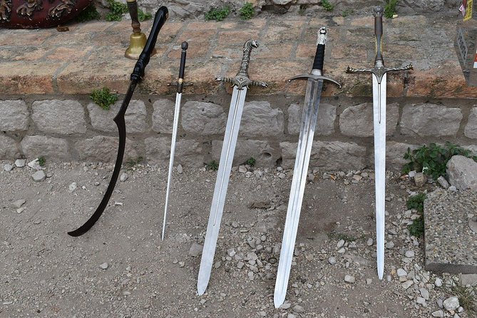 Game of Thrones Extended Tour with Swords and Props - Pacing and Difficulty