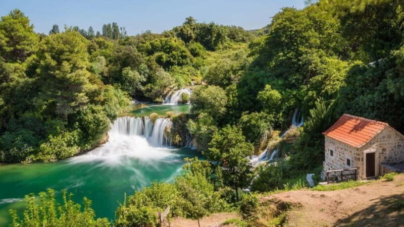 Game of Thrones Klis Fortress + Ethno Village in 8 languages - Key Points