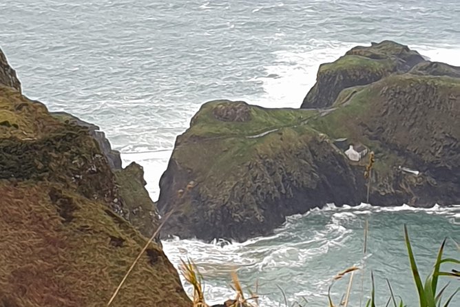 Game of Thrones scene location inc Giants causeway from Belfast - Discovering the Carrick A Rede Rope Bridge and Its Role in Game of Thrones