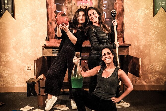 Game of Thrones Ultimate Challenge - Save Kings Landing - The Experience: Puzzles, Décor, and Local Touches