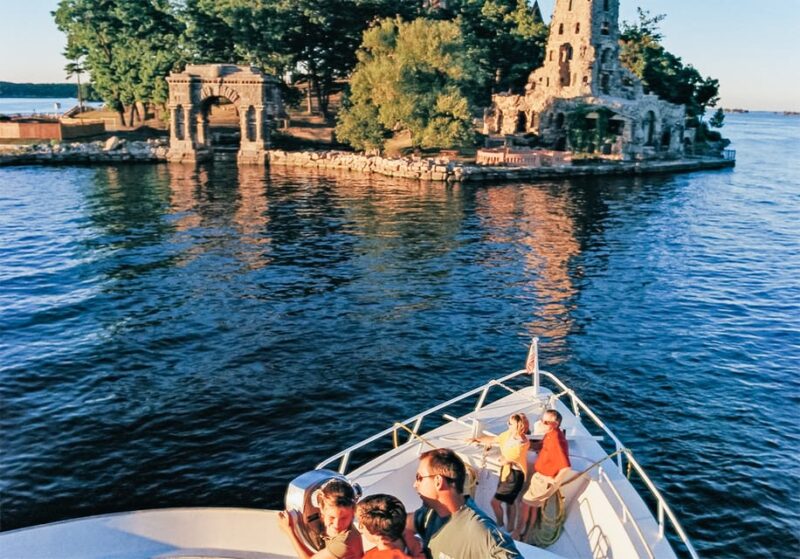 Gananoque: 1000 Islands Cruise & Optional Boldt Castle Entry - The Full 5-Hour Tour with Castle Exploration
