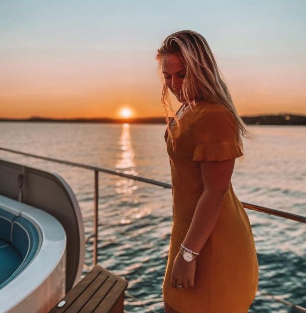 Gandía: Sea Cruise from Gandia with Sunset Option - The Inclusion of Drinks and Comfort on Board