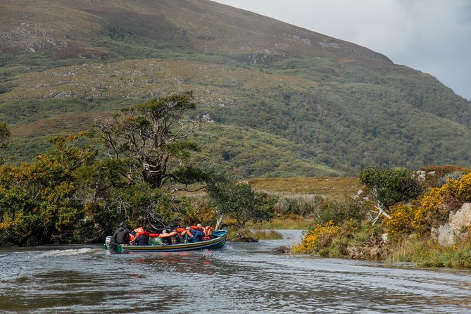 Gap of Dunloe Tour (Boat & Bus) - The Boat Tour of Killarney’s Lakes and Rivers