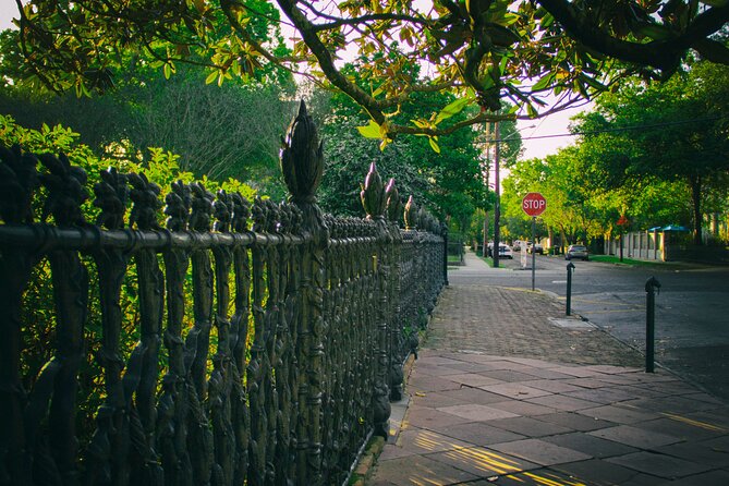 Garden District Secrets and Scandals Tour - Visiting the Womens Guild of the New Orleans Opera
