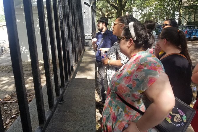 Garden District Secrets and Scandals Tour - Coffee, Refreshments, and a Historic Rink Break