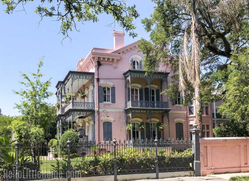 Garden District Walking Tour - Insider Tips for the Garden District