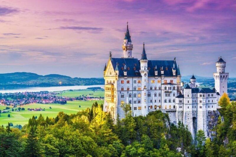 Garmisch-Partenkirchen: Neuschwanstein Castle Express Tour - Scenic Train Ride through the Austrian Alps