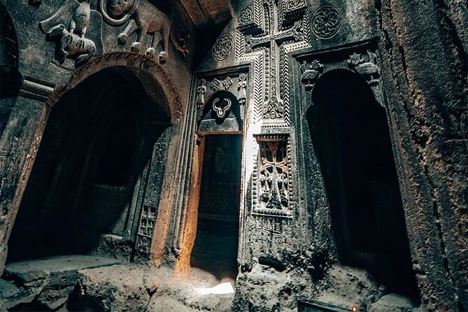 Garni, Geghard, Charent's Arch, Symphony of Stones & LavashBaking - Scenic Stop at Mount Ararat Viewpoint