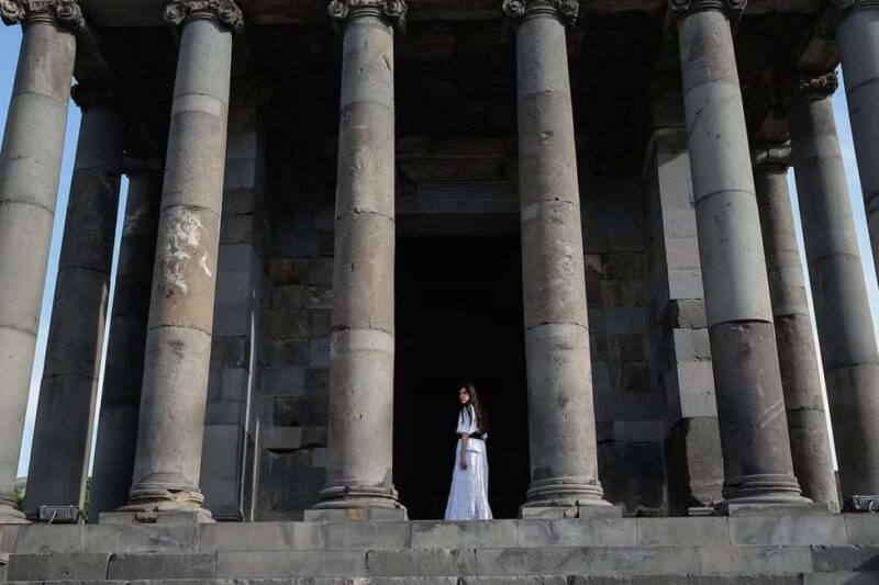 Garni & Geghard Small-Group Day Trip with Lavash Baking - Marveling at the Symphony of Stones: A Natural Column Formation