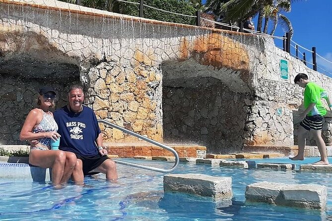 Garrafon Reef Park VIP Area & Snorkeling & Kayaking & Buffet - Key Points