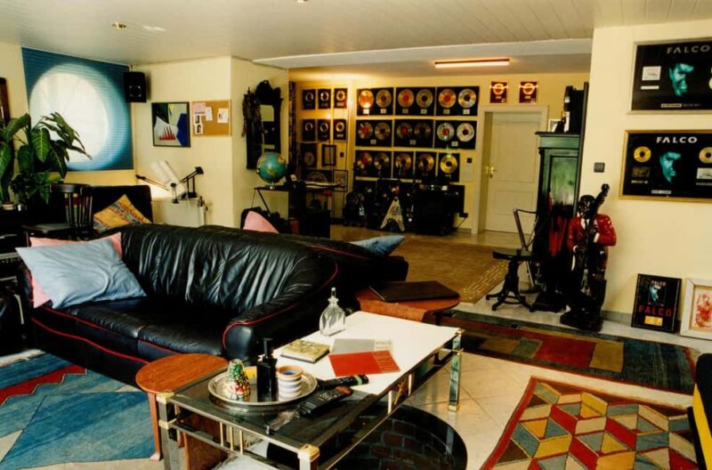 Gars am Kamp: A guided tour of the Falco Villa - Key Points