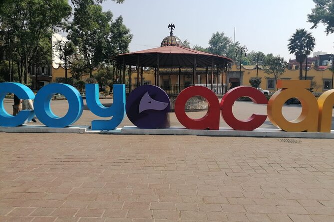 Gastronomic experience in Coyoacán - Sampling 13 Typical Mexican Dishes