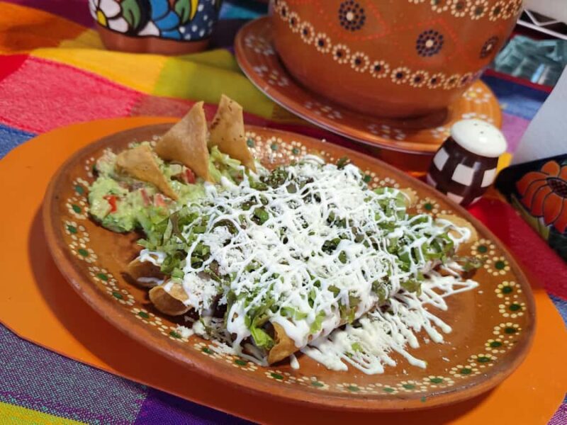 Gastronomic lunch tour in San Miguel de Allende with a local chef and foodie - Exploring San Miguel on Foot with a Focus on Local Eateries