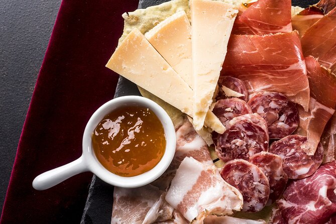 Gastronomic tour in Lourdes - Unique Elements That Set This Tour Apart