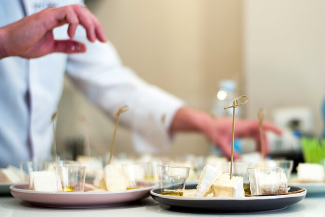 Gastronomy tasting through oil, wine and cheese in Turin - Pairing Olive Oil with Italian Wines and Cheeses