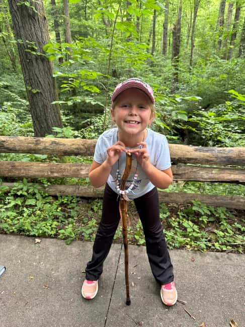 Gatlinburg: Adventure Hike and Craft for Kids - Logistics and Convenience for Families