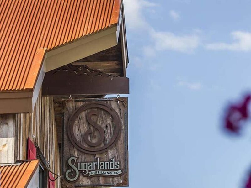 Gatlinburg: Cocktails Behind the Stave Tour - Discover Gatlinburg’s Whiskey Heritage with a Cocktail Flight Tour