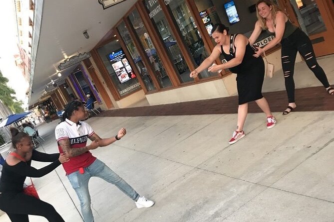 Gatlinburg Scavenger Hunt by Wacky Walks - How the App-Led Scavenger Hunt Works