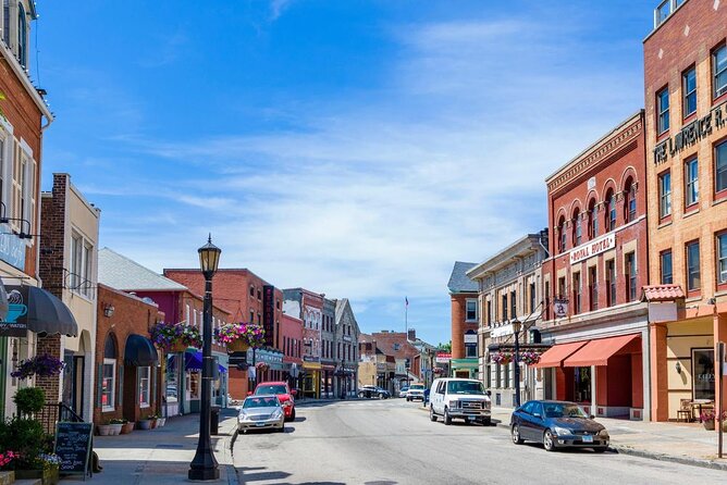 Gatwick Airport Taxi - Private Transfer to/from London - Booking and Flexibility