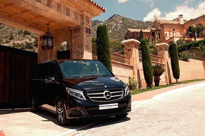 Gatwick to Southampton Private Taxi Transfers - Booking and Confirmation Process at Gatwick Airport