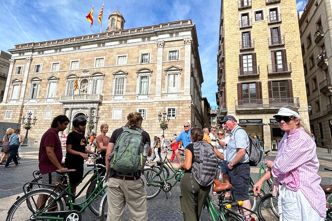 Gaudí By Bike: A Trip Through Architectural Splendor - Why Choose the Gaudí By Bike Tour in Barcelona?