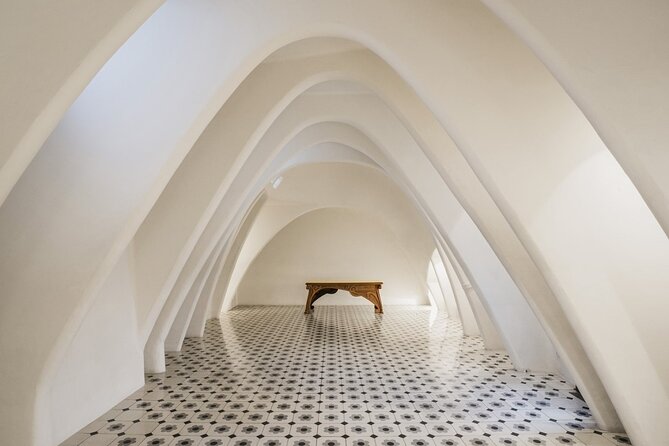 Gaudi Guided Tour: Casa Batllo, La Pedrera & Casa Vicens - Comparing This Tour to Other Options