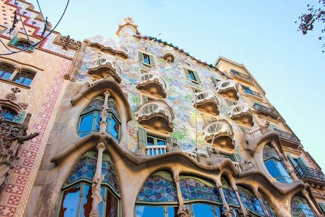 Gaudi Private Tour with Sagrada Familia & Park Guell Tickets - Practical Considerations for Booking and Access