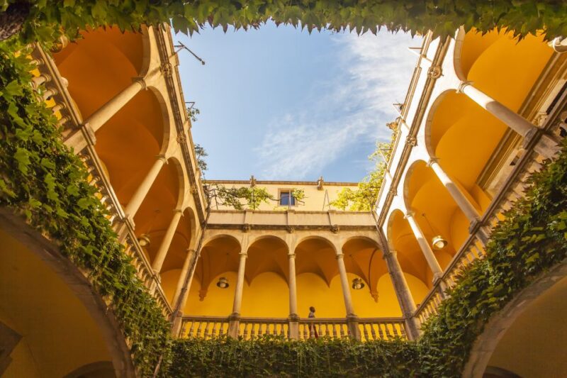 Gaudi's Barcelona 2-Hour Segway Tour with a Live Guide - From the Arc de Triomf to Ciutadella Park