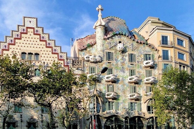 Gaudi's Modernist Legacy: Small Group Walking Tour - Practical Considerations and Tips