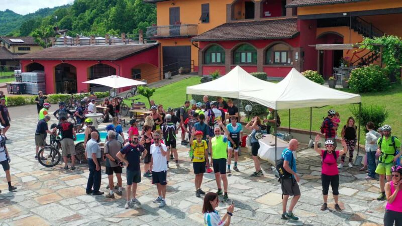 Gavi: E-Bike Tour with Wine Tasting - Wine Tasting and Local Food Experience