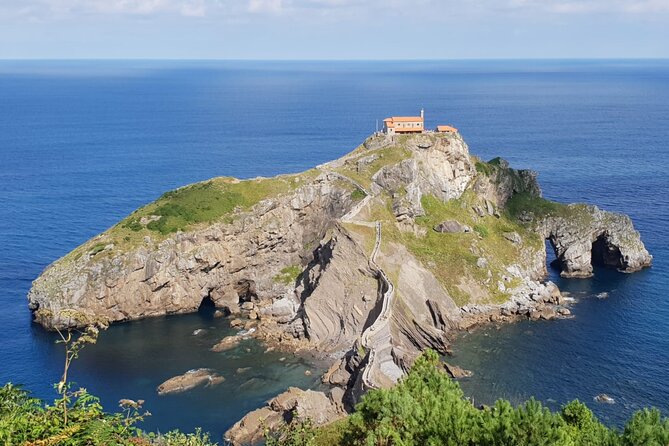 Gaztelugatxe, Mundaka and Gernika Tour from Bilbao - Who Will Enjoy This Tour Most