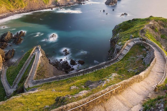 Gaztelugatxe with access, Bermeo and Gernika from Bilbao - Exploring San Juan de Gaztelugatxe: The Castle Rock on a Rocky Island