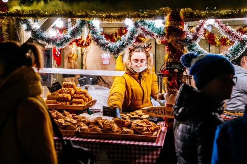 Gdansk Christmas Magic: A Private Walking Tour - Mariacka Street and Its Artisan Shops