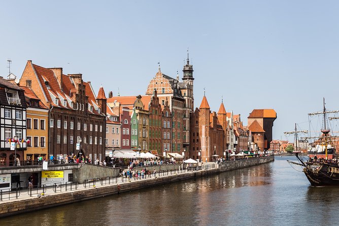 Gdansk - Full Day Tour from Warsaw by private car - Guided Tour Highlights and Expert Commentary